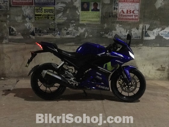 YAMAHA R15 V3 Movistar